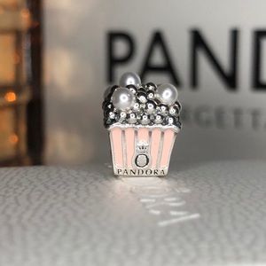 PANDORA Charm